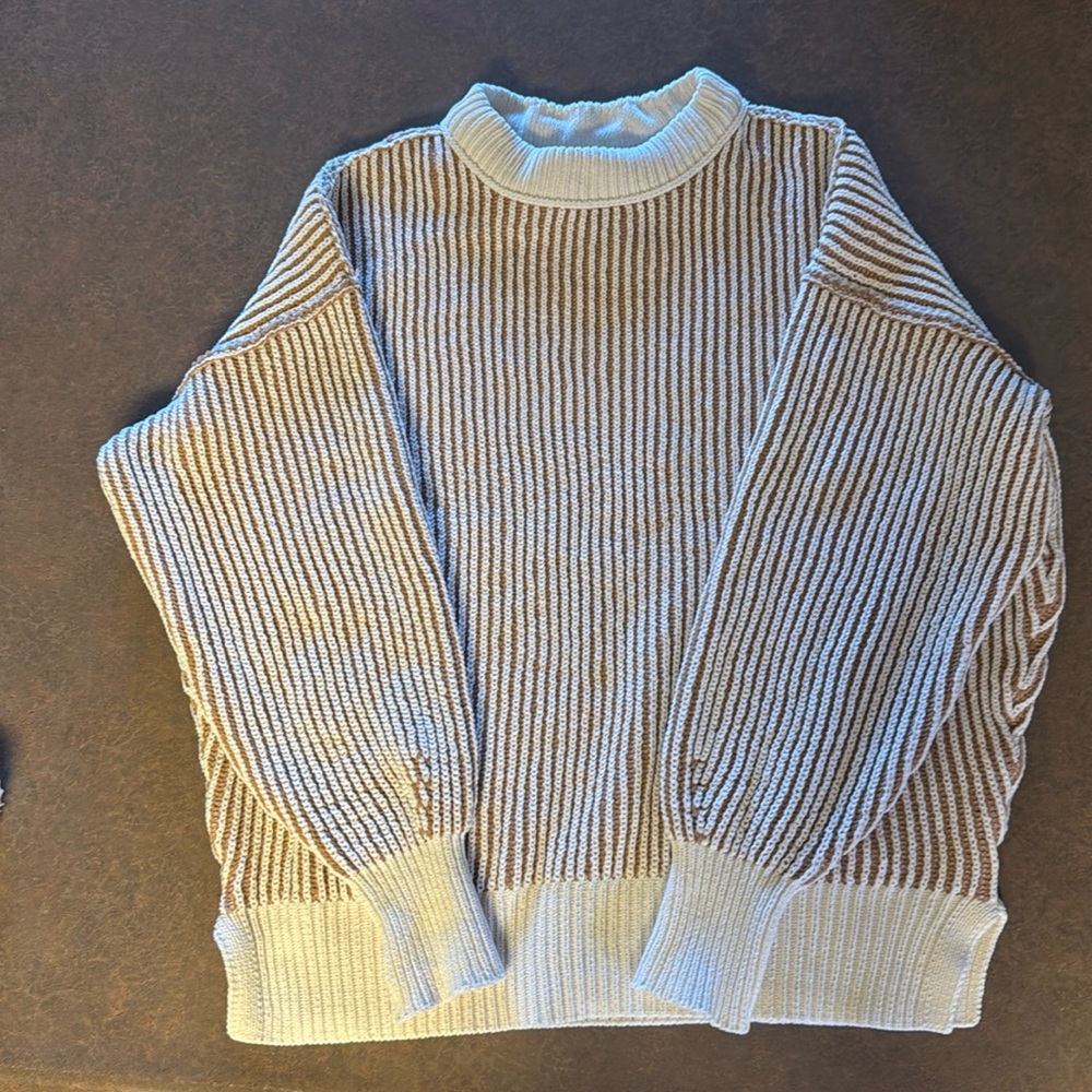 Aerie pinned stripped sweater. Great condition. Tan and cream. Size xxs.